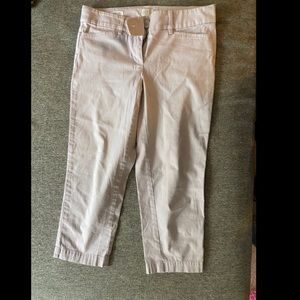 LOFT, Capri pants size 0. Pale lavender color